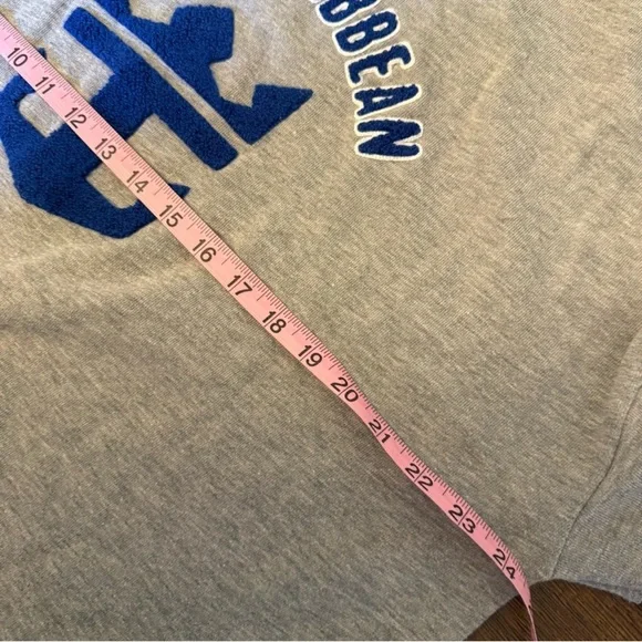 Royal Caribbean Hoodie Women’s Large Gray Cruise Sweatshirt Logo Pullover - Picture 7 of 7